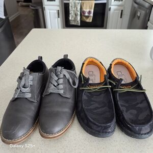 Hey Dude Gray and Black Oxfords & Derbys